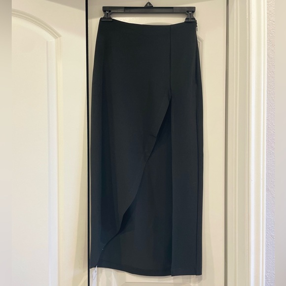 Abercrombie & Fitch Dresses & Skirts - Abercrombie & Fitch Skirt